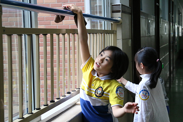 中国部·小学 | 劳动最光荣，校园是我家！